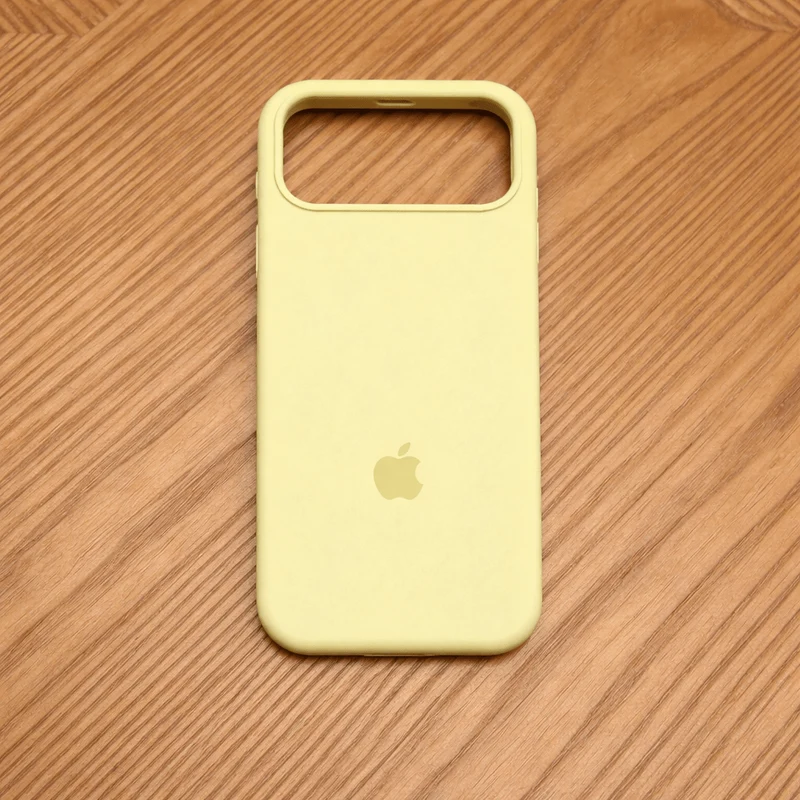VELVIGUARD – MagSafe-Kompatible Silikonhülle Mit Sanft-Berührung Oberfläche Für iPhone