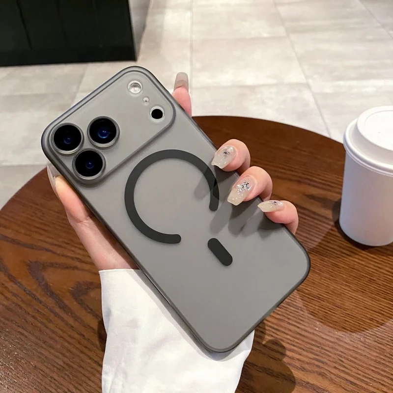 GeistPanzer – Ultradünne, matte MagSafe-Hülle für iPhone