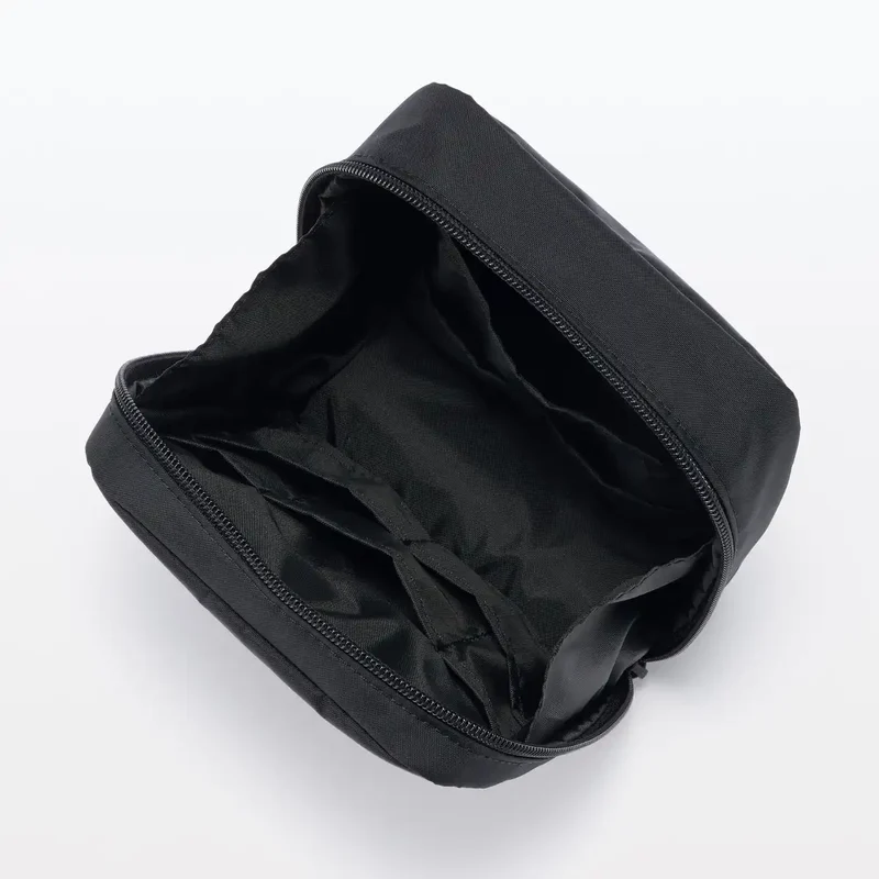 Muji Black Nylon Makeup Pouch 16x14x6cm 83458270 Travel Organizer