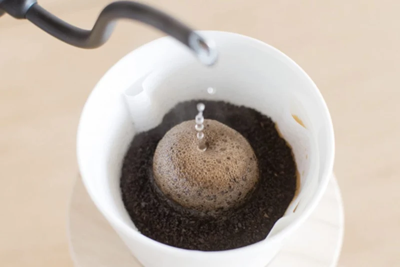 Torch Donut White Porcelain Coffee Dripper Efficient Brewing Tool