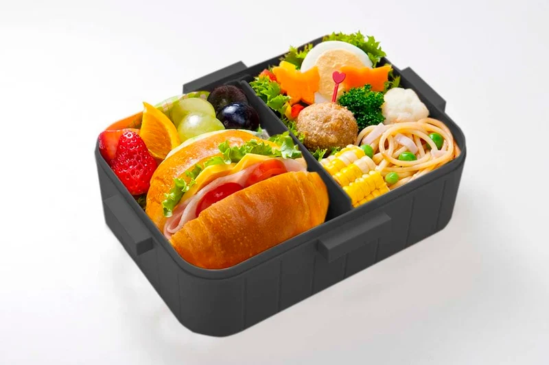 Skater Lunch Box 900ml Large Capacity 4-Point Lock Antibacterial Fast & Furious