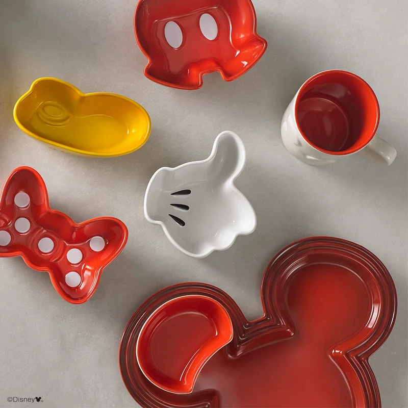 Le Creuset Disney Mickey Minnie Mini Dish Set 4pc Oven Safe Japan Import