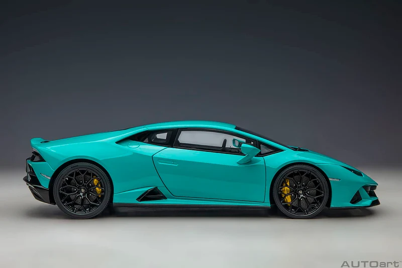 Autoart 1/18 Lamborghini Huracan Evo Turquoise Blue