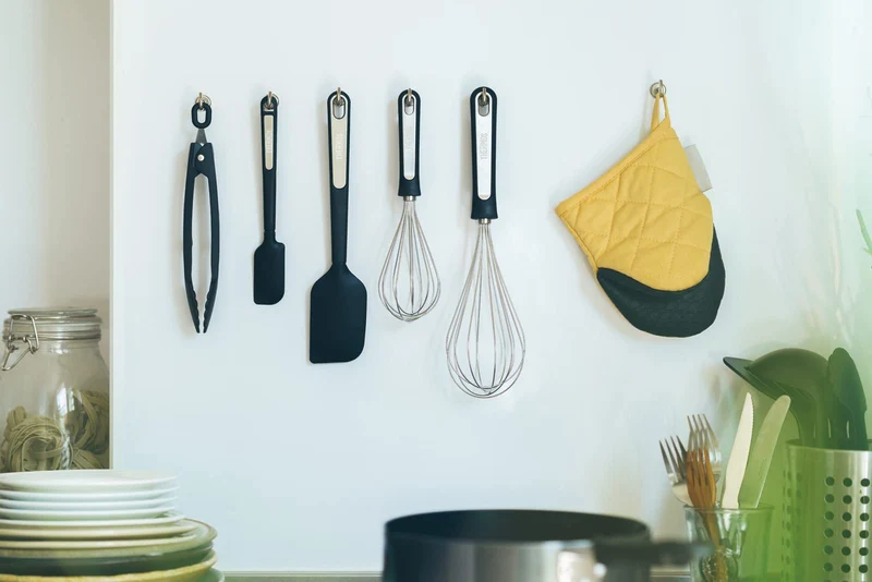 Thermos Mini Size Black Kitchen Whisk Tool Model Kt-W002 Bk
