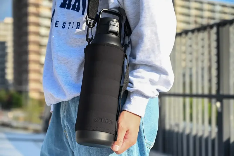 Tiger MTA-B Type Insulated Bottle with Pouch MTA-Z15SKP Black