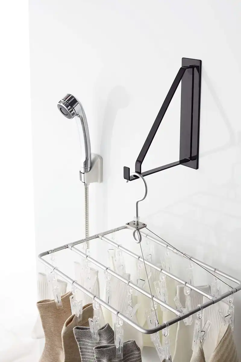 Yamazaki Industrial Japan 4713 Magnetic Bathroom Drying Hanger Black 5X18.5X23Cm Tower